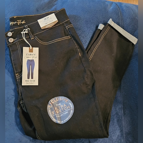 Fashion To Figure/Copper Flash 2pr Plus Jeans - Picture 4 of 8